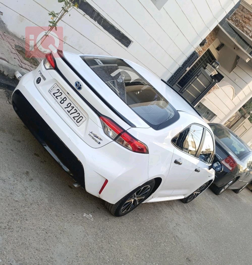 تۆیۆتا کۆرۆلا